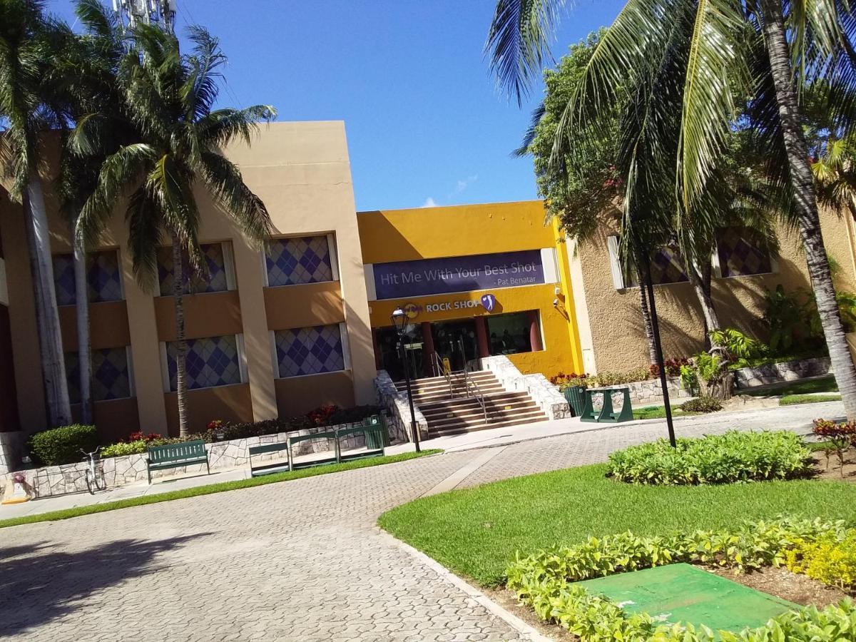 Casa Rioja Playacar Bed and Breakfast Πλάγια Ντελ Κάρμεν Εξωτερικό φωτογραφία