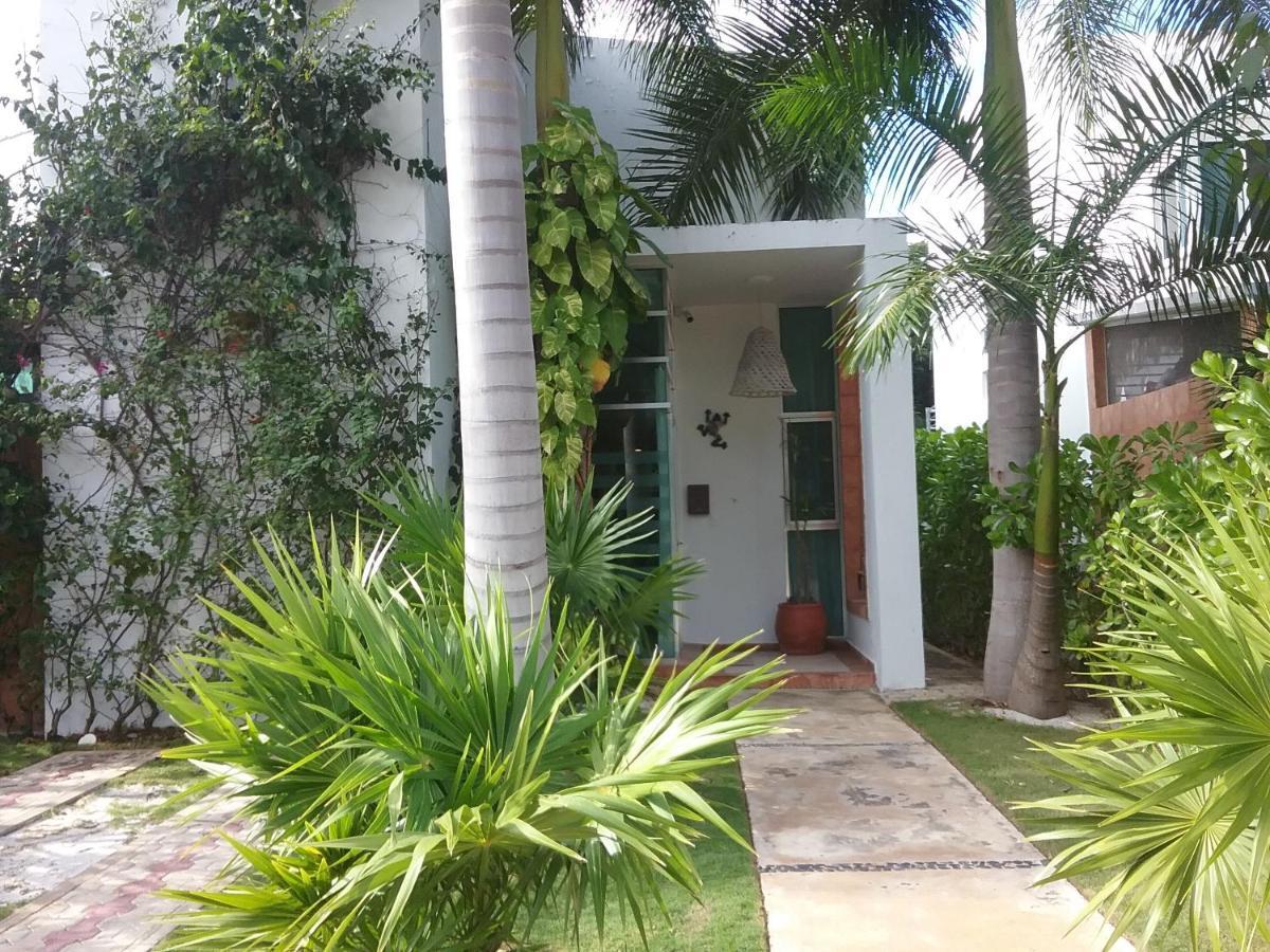 Casa Rioja Playacar Bed and Breakfast Πλάγια Ντελ Κάρμεν Εξωτερικό φωτογραφία